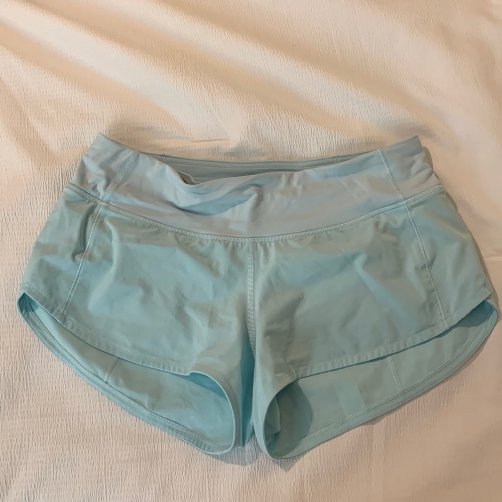 Lululemon Speed Up Low-Rise Lined Short in Teal size 4